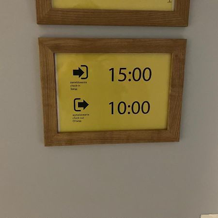 Apartel Piaseczno Piaseczno  Buitenkant foto