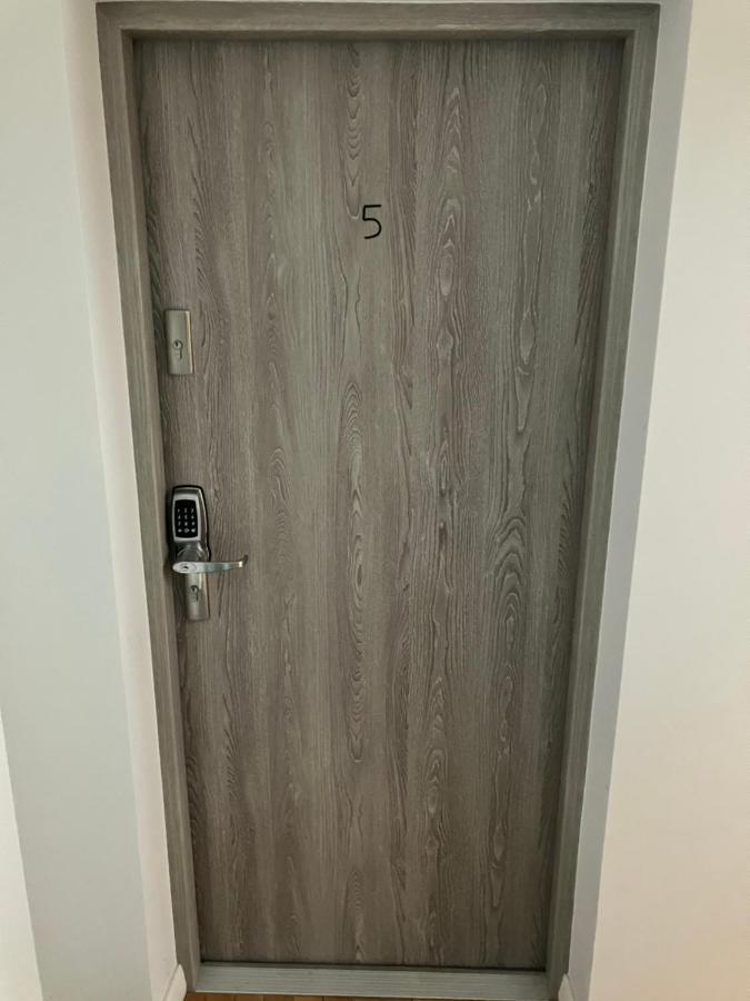 Apartel Piaseczno Piaseczno  Buitenkant foto